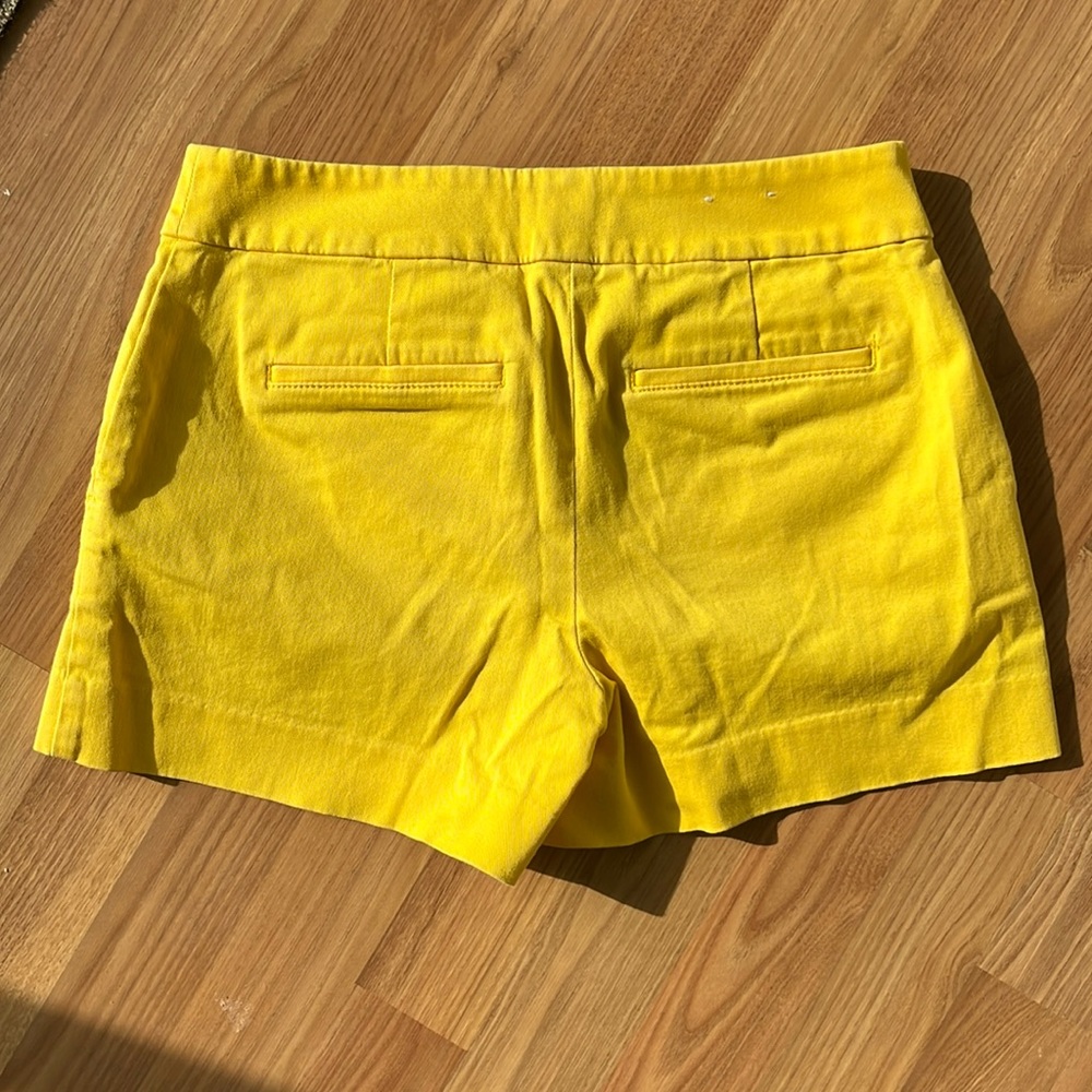 LOFT Riviera Short 3” Inseam - Picture 2 of 4